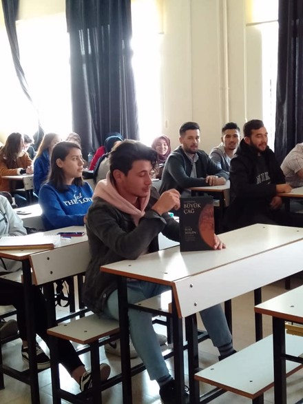 Yüksekokulumuzda Bozkır Kyk ile Ortaklaşa Seminerler Yapılmaktadır